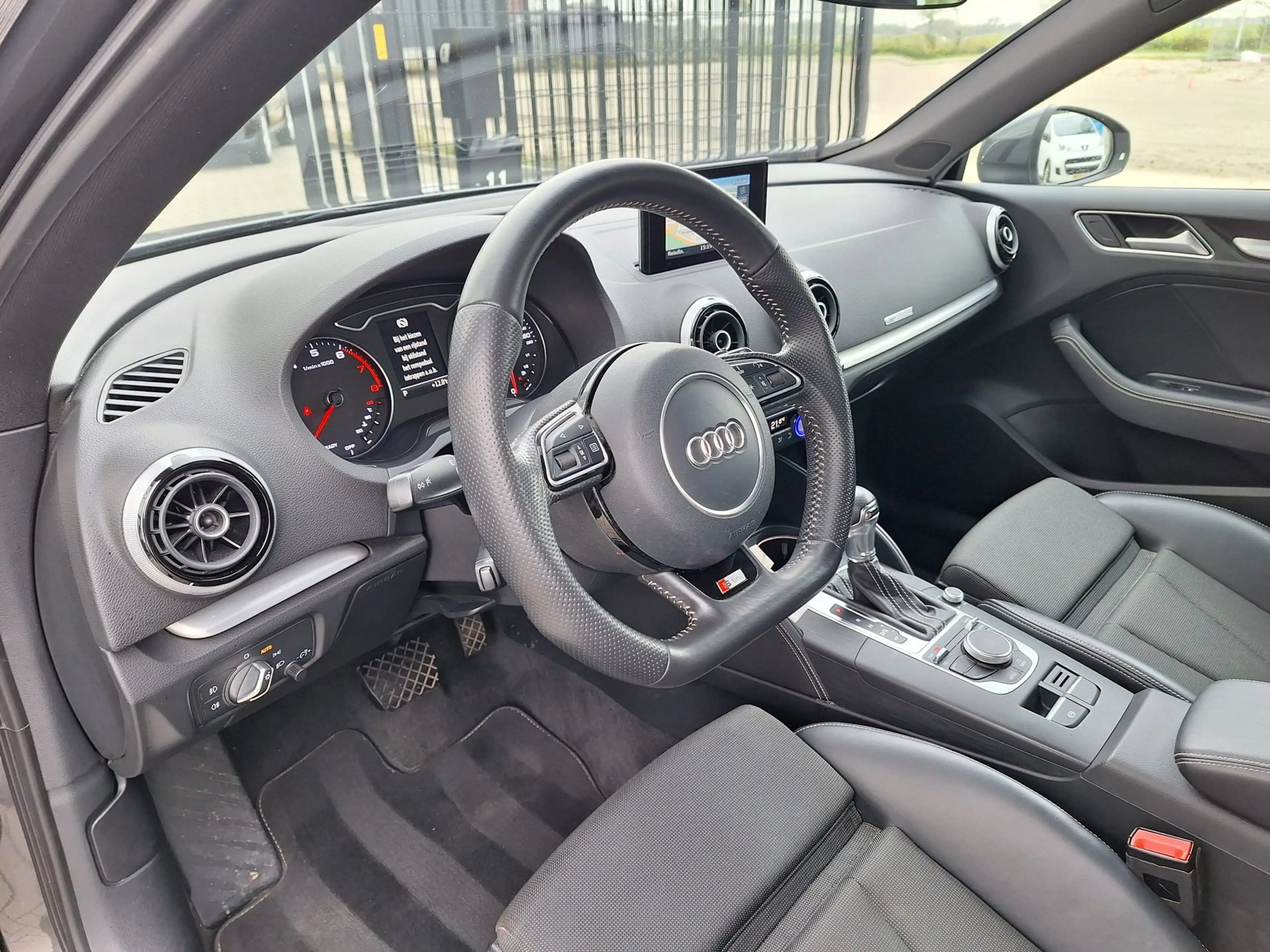 Audi A3 Sportback 1.4 TFSI CoD Adrenalin Sport S-Line NAP — photo 4