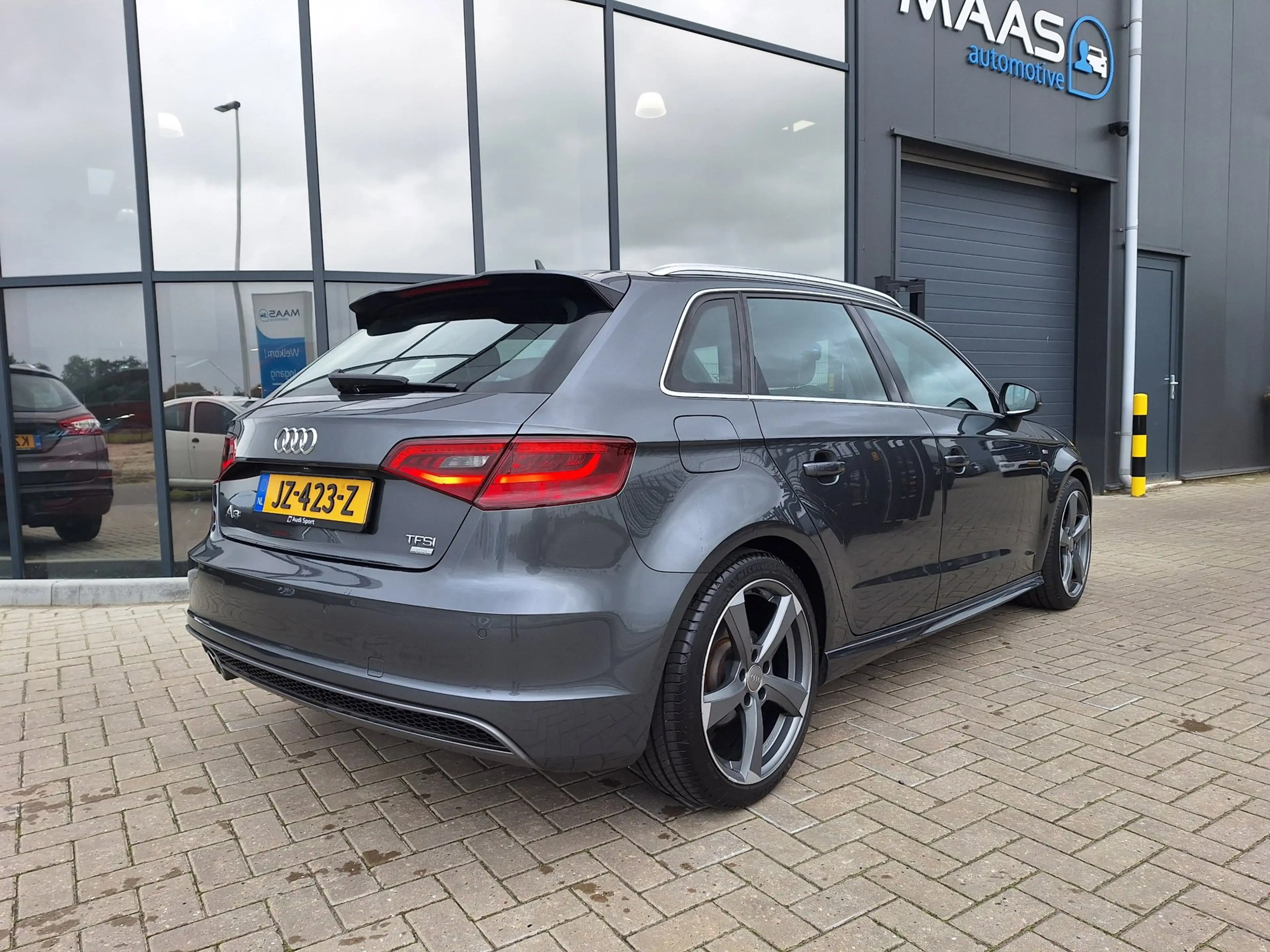 Audi A3 Sportback 1.4 TFSI CoD Adrenalin Sport S-Line NAP — photo 6