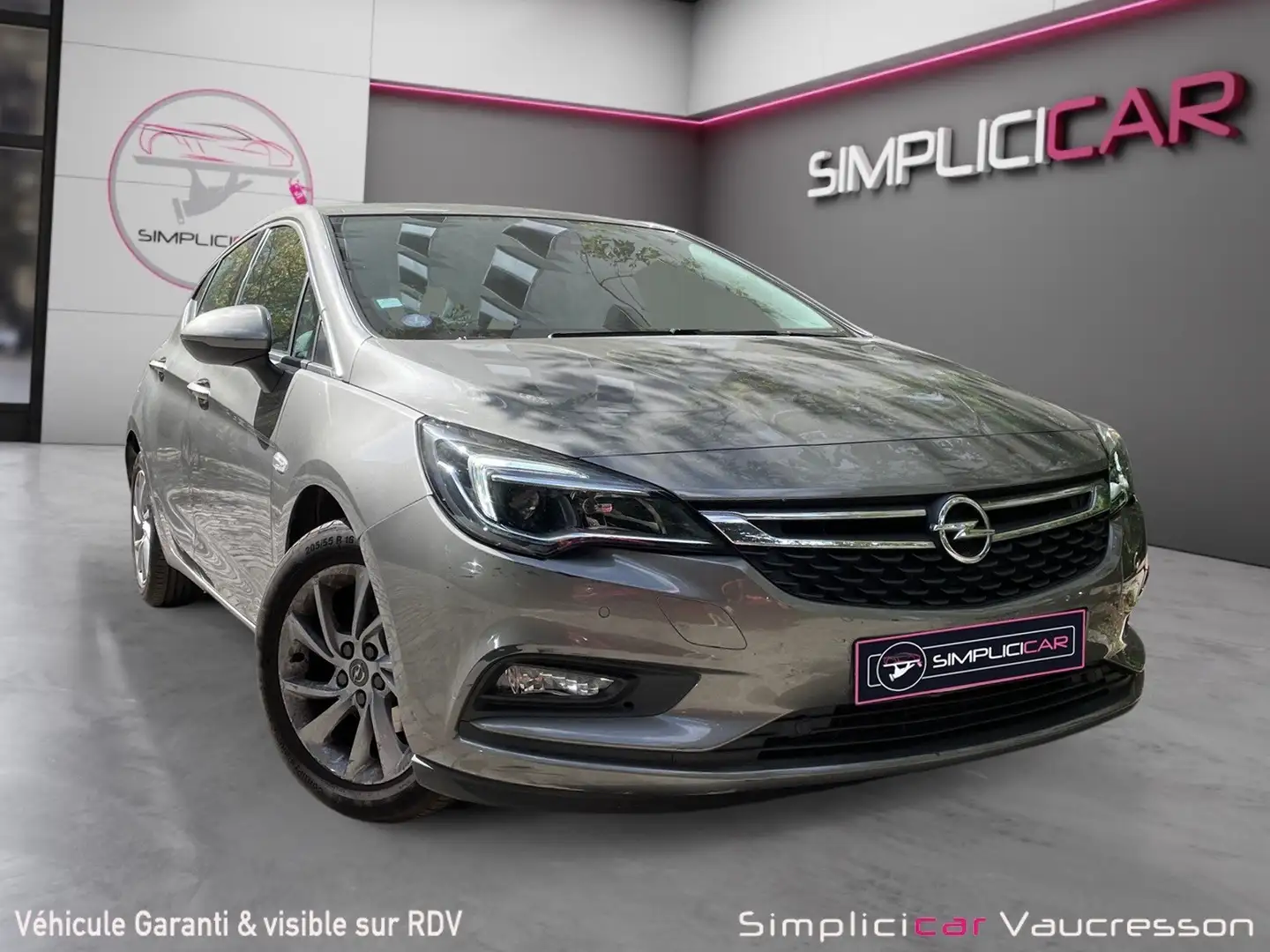 Opel Astra Innovation Gris - 1