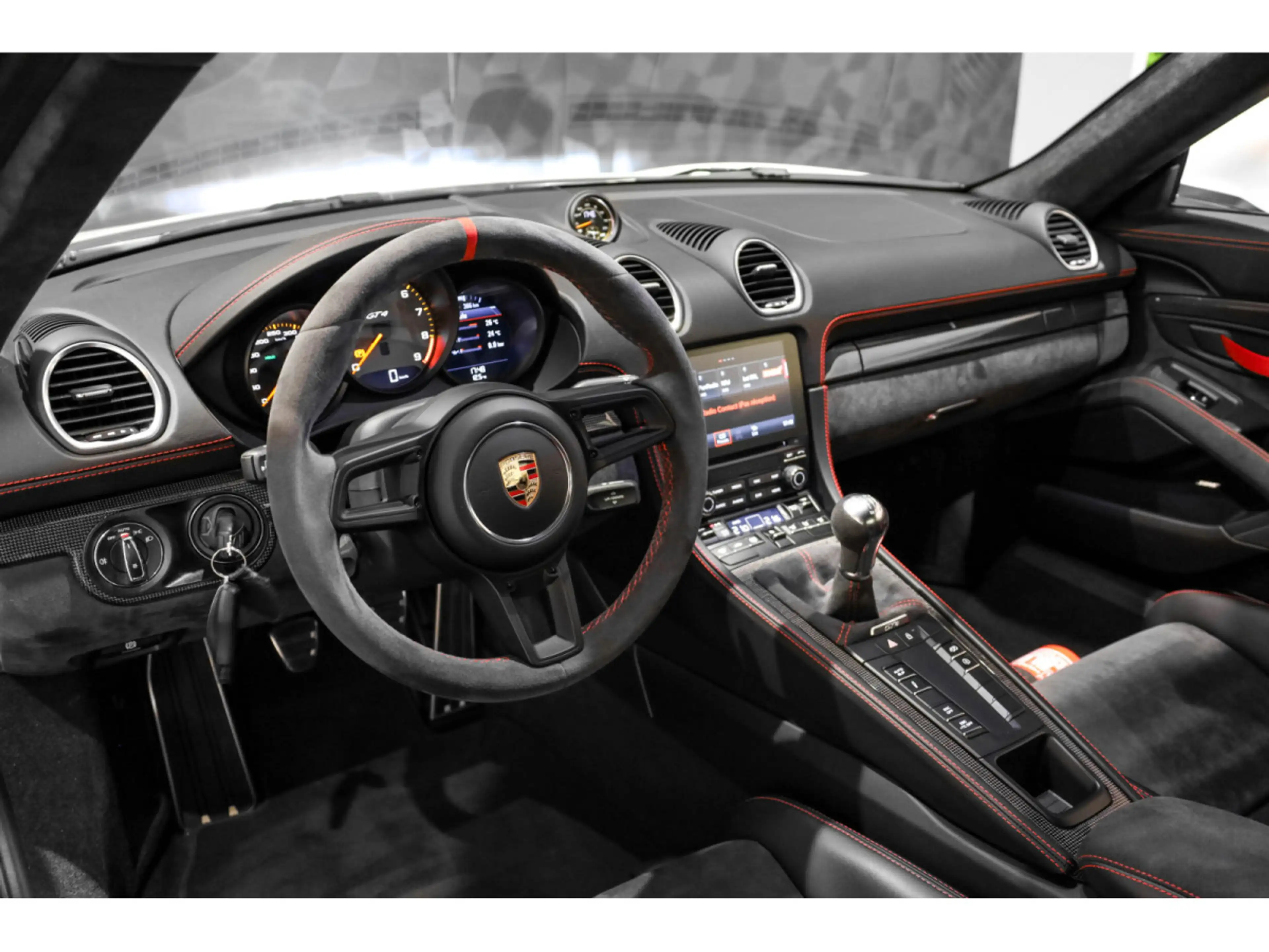 Porsche 718 Cayman GT4 - BOITE MANUELLE — photo 8