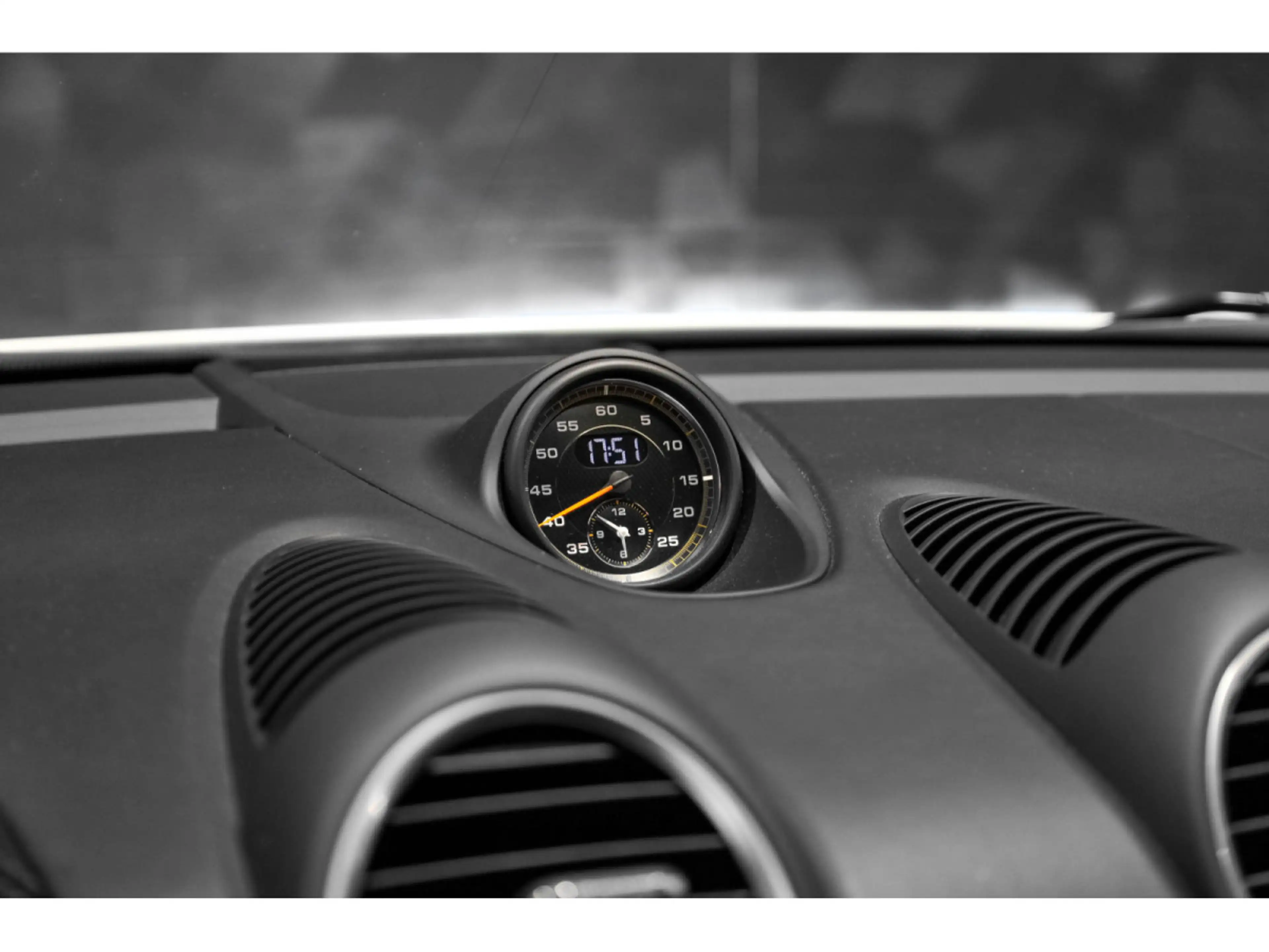 Porsche 718 Cayman GT4 - BOITE MANUELLE — photo 11