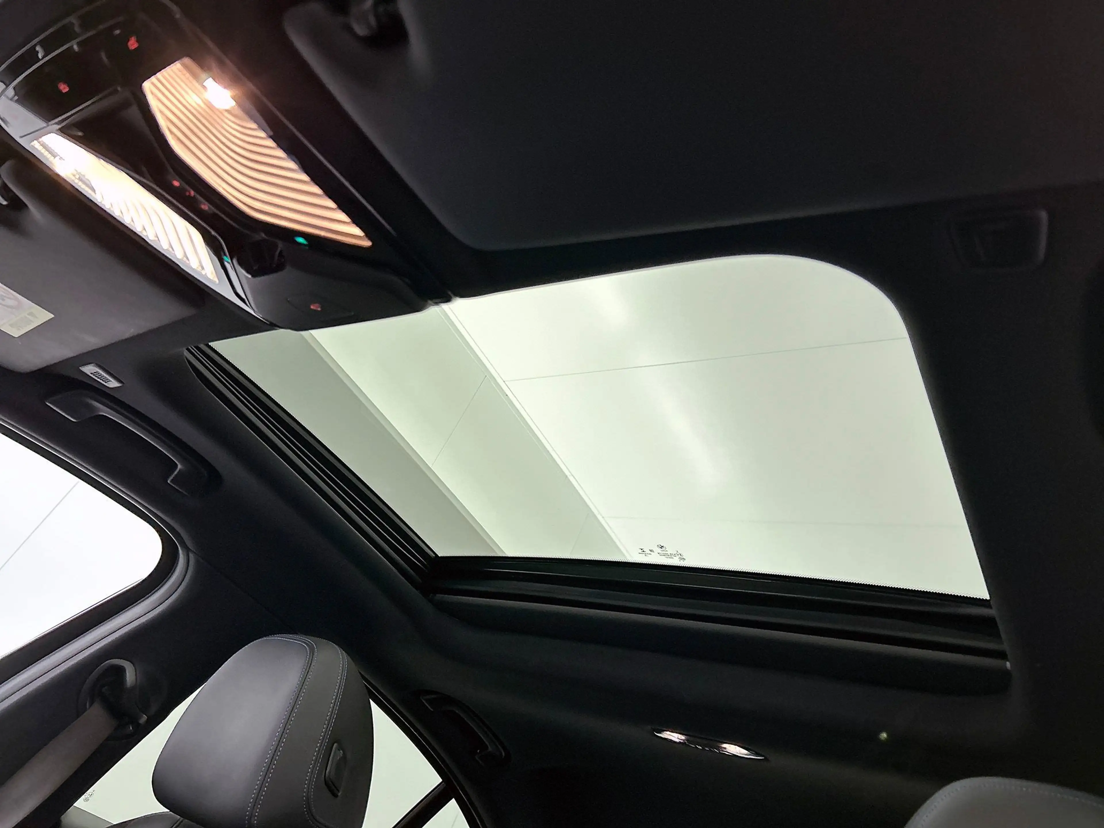 BMW 330 3-serie 330e M Sport | Schuifdak | Laser | Autopil — photo 17