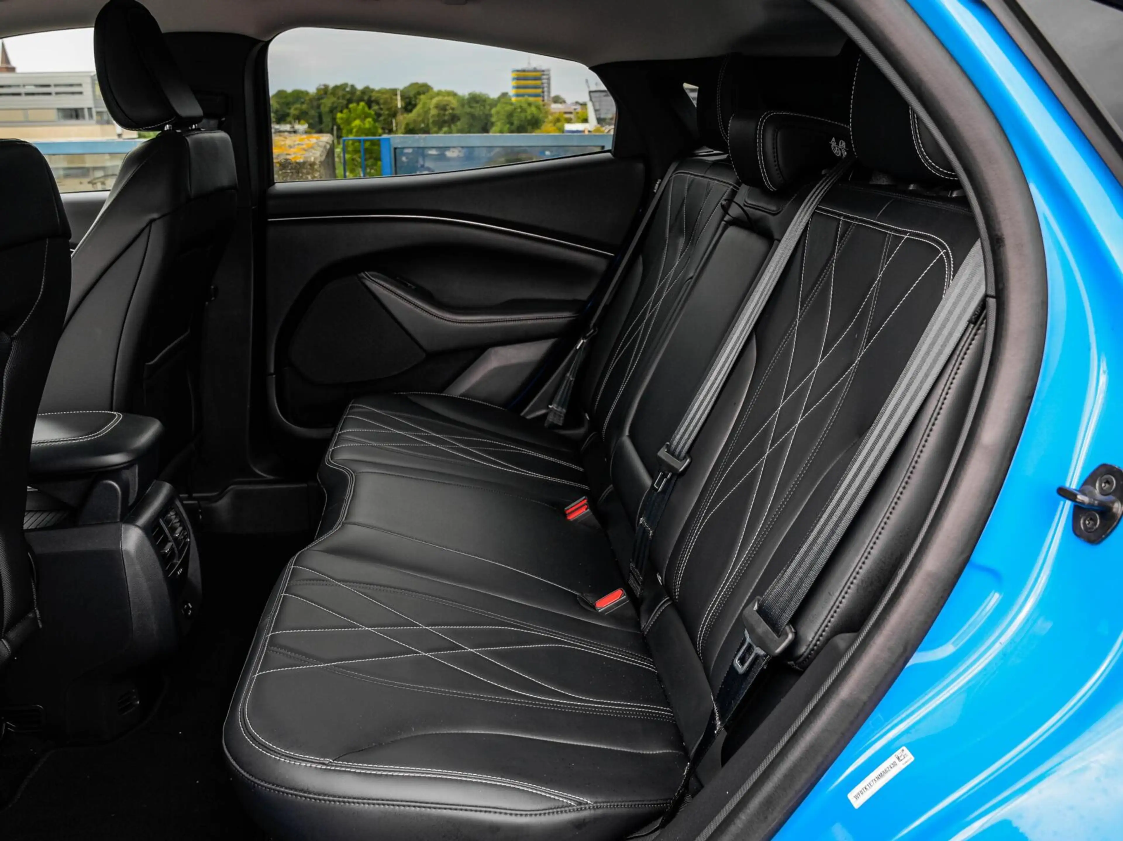 Ford Mustang Mach-E Extended RWD 98 kWh | SOH 97,5% | Camera | Leder | — photo 12