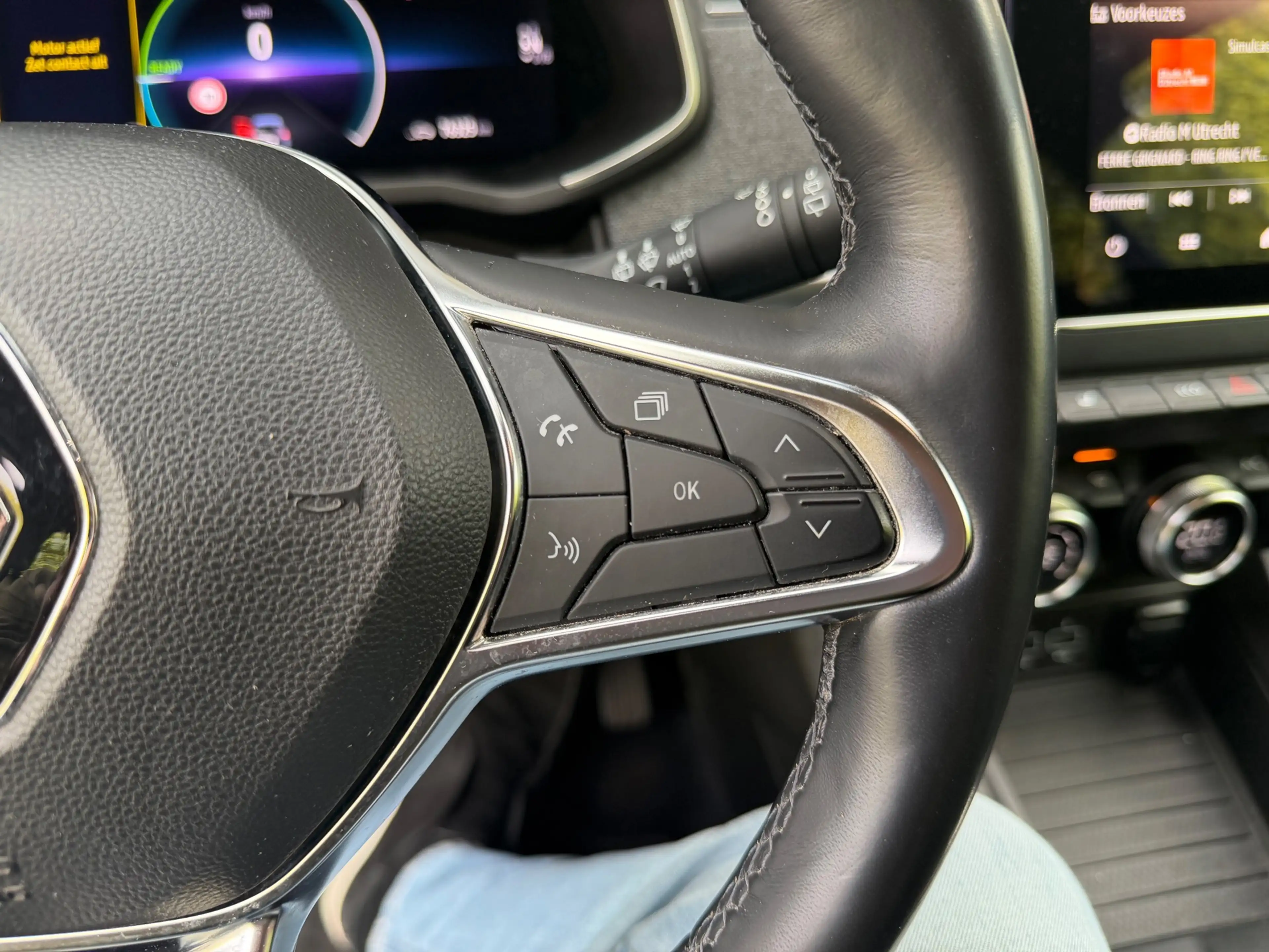 Renault ZOE R135 Intens 52 kWh | koop accu | eerste eigenaar — photo 13