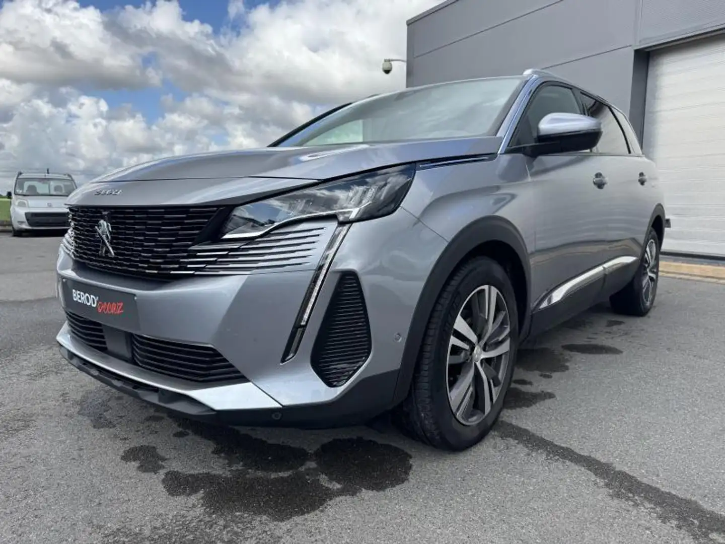 Peugeot 5008 Allure Gris - 1