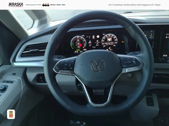 Volkswagen Multivan view 4