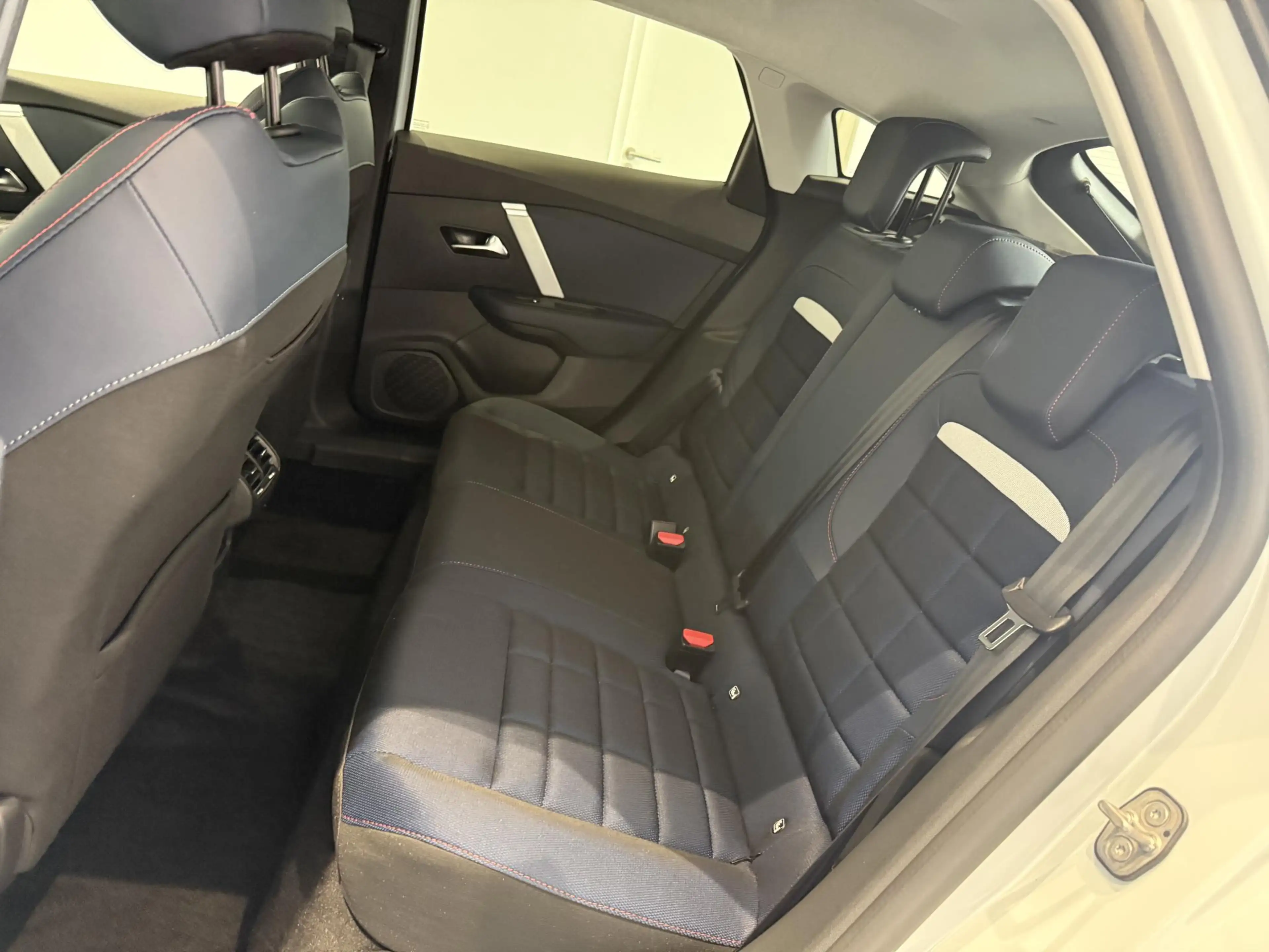 Citroen E-C4 Electric Plus 156pk Extended range 54 kWh | APPLE CARPLAY & — photo 10