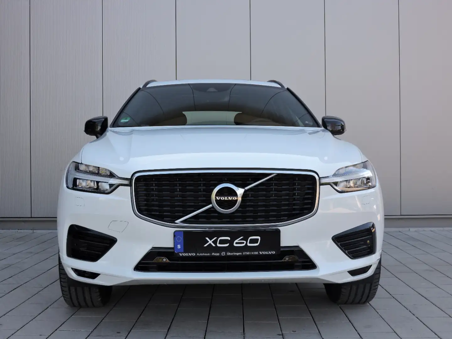 Volvo XC60 T8 Twin Engine AWD Geartronic R-Design Wit - 2