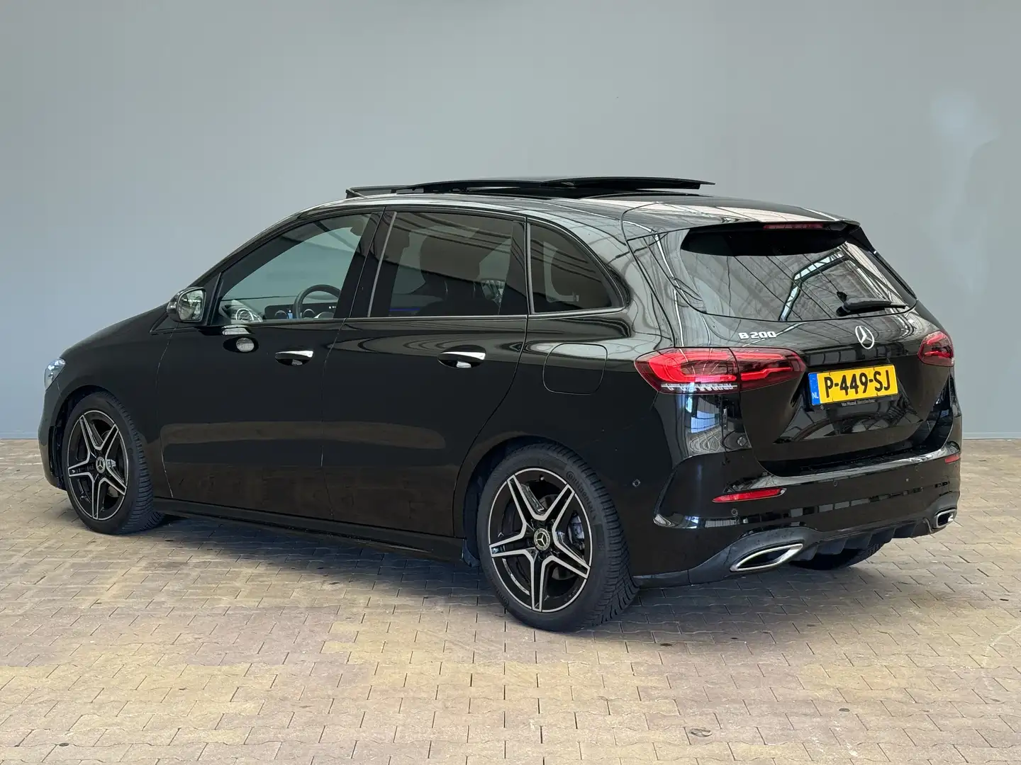 Mercedes-Benz B 200 Business Solution AMG Panorama / Kanteldak! | Navi Nero - 2