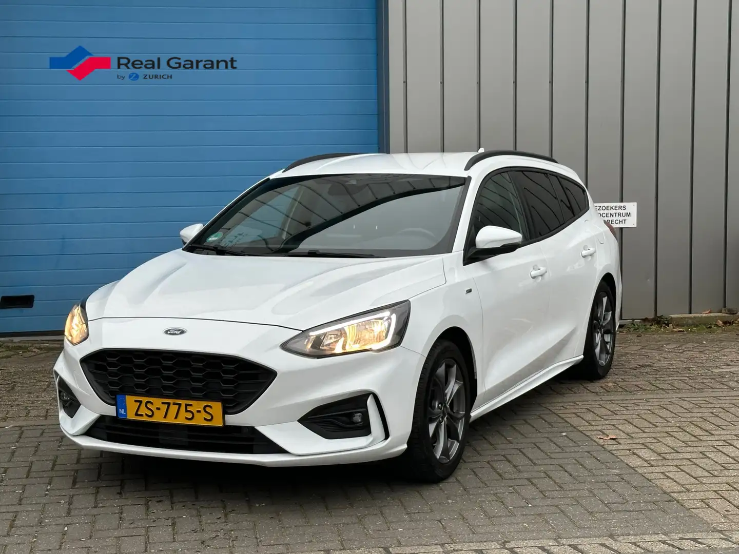Ford Focus Wagon 1.0 EcoBoost ST Line Business eerste eig del Bianco - 2