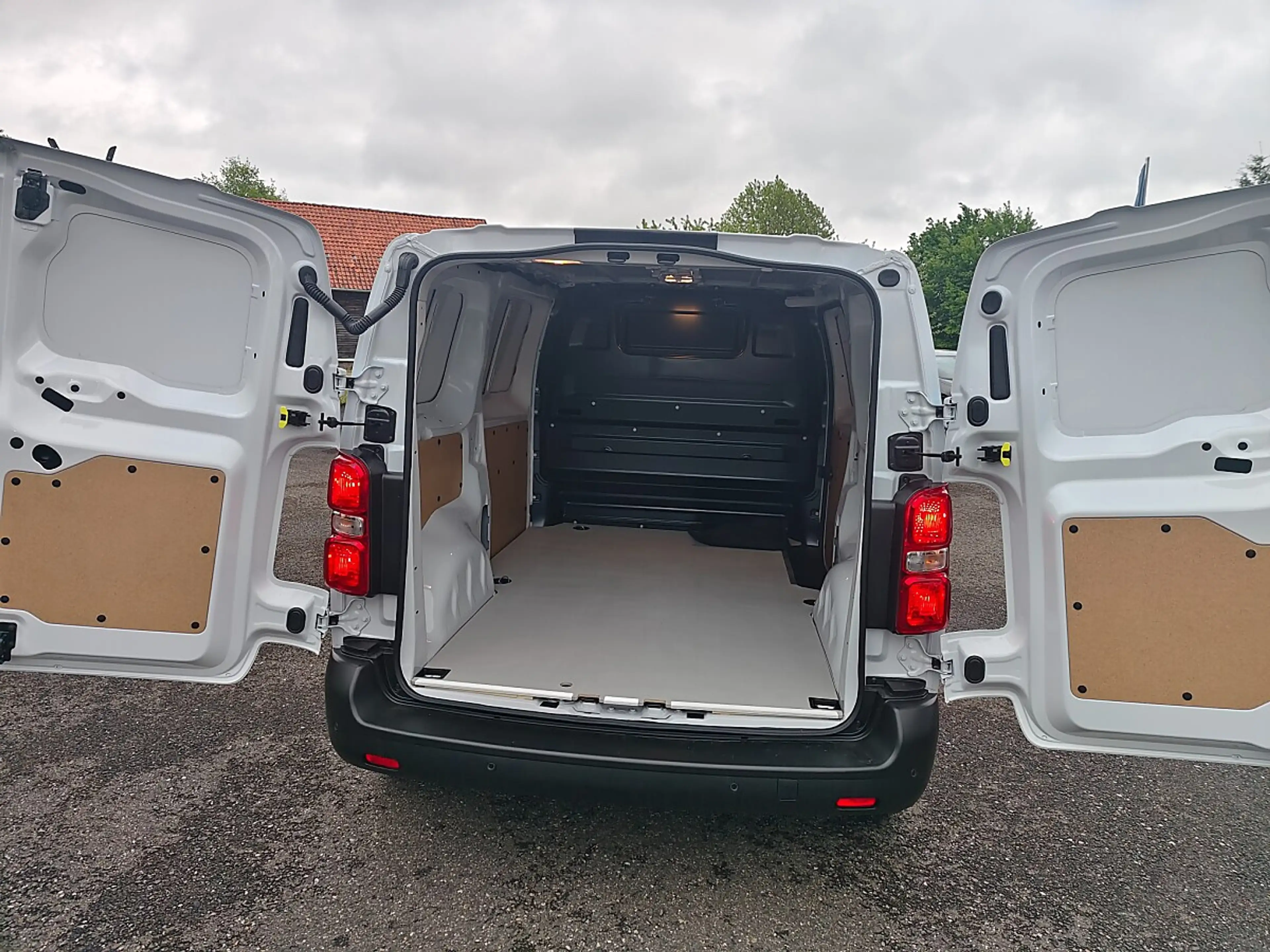 Citroen Jumpy e- Electric M Batterie 75kWh LAGER-AKTION BEV-A... — photo 12