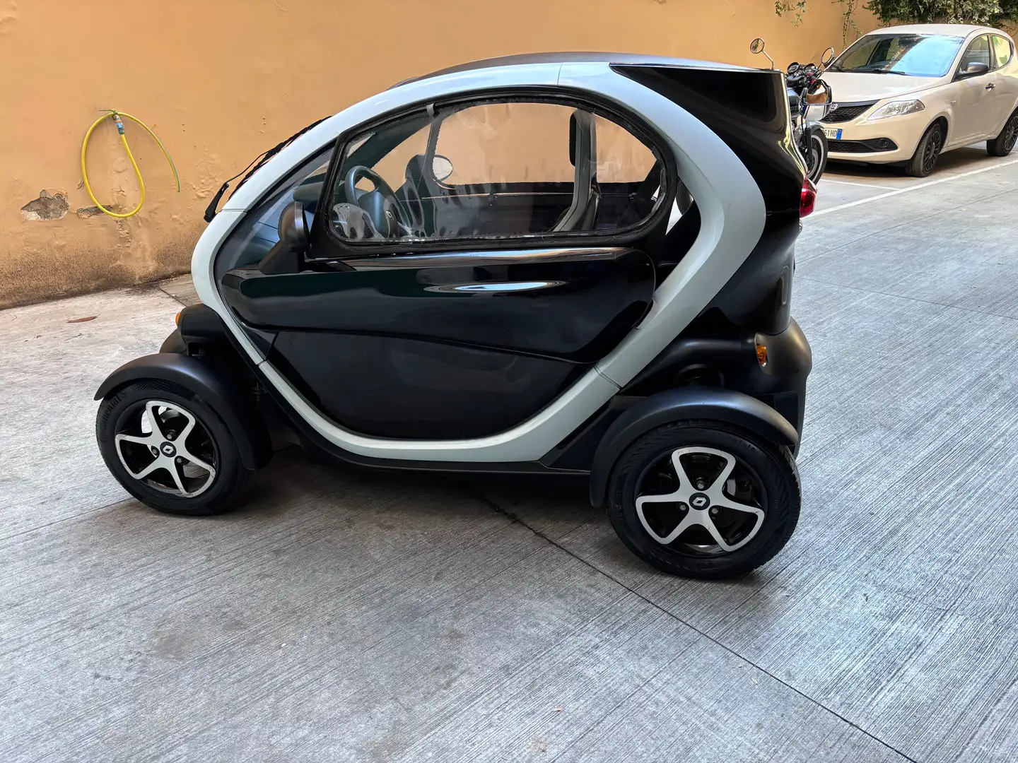 Renault Twizy 2posti Nero - 1