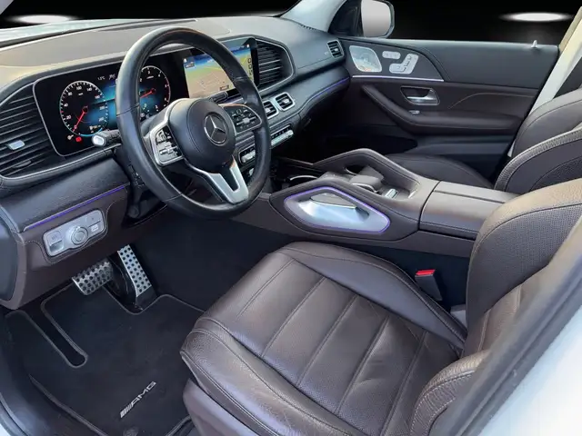 Mercedes-Benz GLS Class view 9