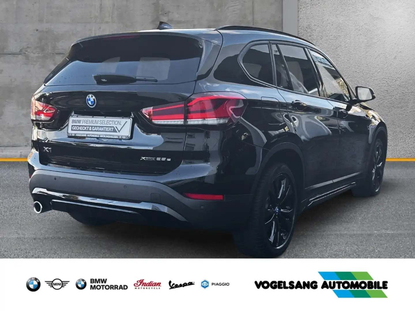 BMW X1 xDrive25e,Sport Line,HeadUp,Rückfahrk.,NaviPlus Zwart - 2
