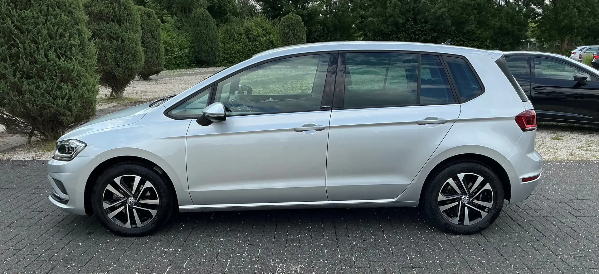 Volkswagen Golf Sportsvan United Grijs - 2