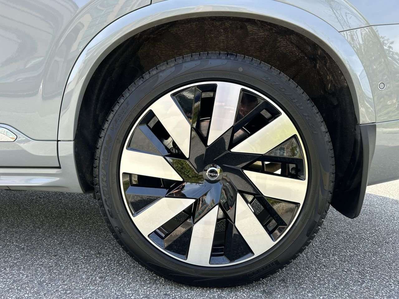 2025 Volvo XC90 Ultra Bright Theme Local Trade | Accident-Free | H thumb 18