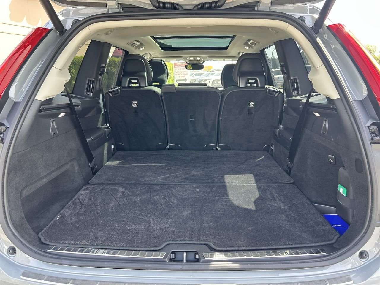 2025 Volvo XC90 Ultra Bright Theme Local Trade | Accident-Free | H thumb 31