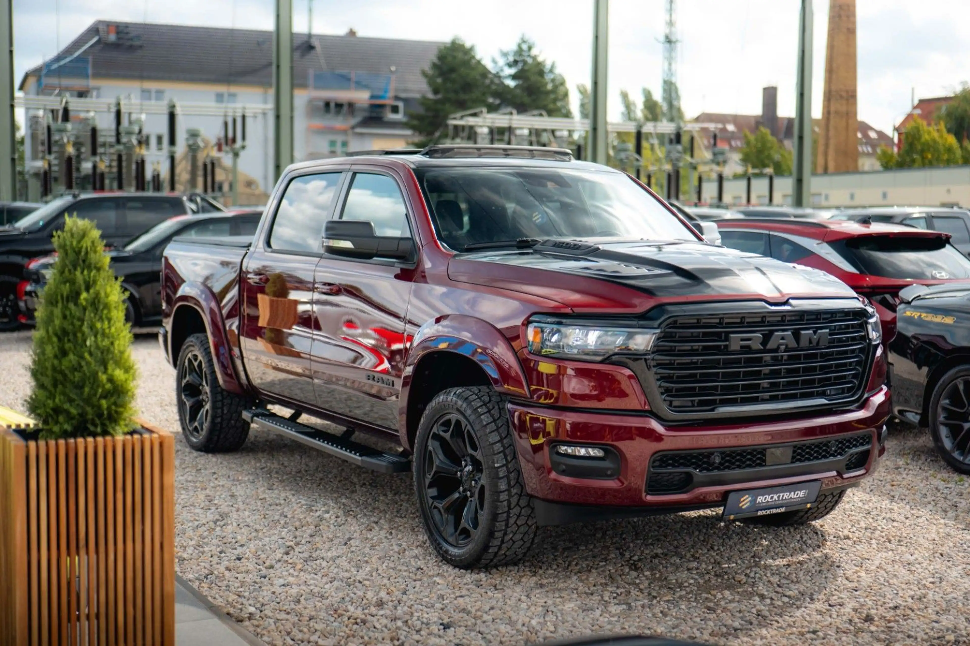 Dodge RAM 5.7 V8 HEMI 4x4 LIMITED NightEdition Offroad — photo 4