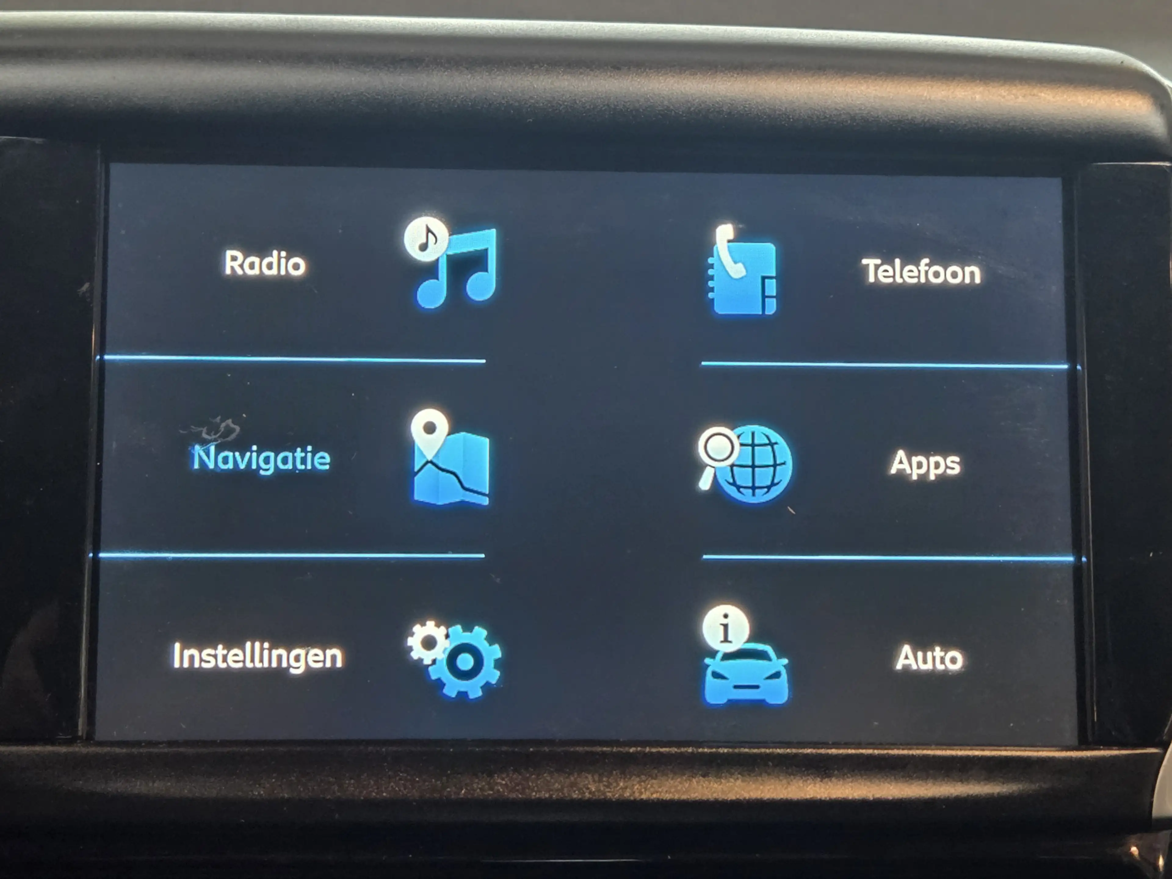 Peugeot 208 1.2 PureTech Signature / Recent nieuwe distributie — photo 30