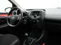 Toyota Aygo 1.0 VVT-i x-fun Rood - thumbnail 46