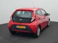 Toyota Aygo 1.0 VVT-i x-fun Rood - thumbnail 18