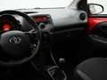Toyota Aygo 1.0 VVT-i x-fun Rood - thumbnail 7
