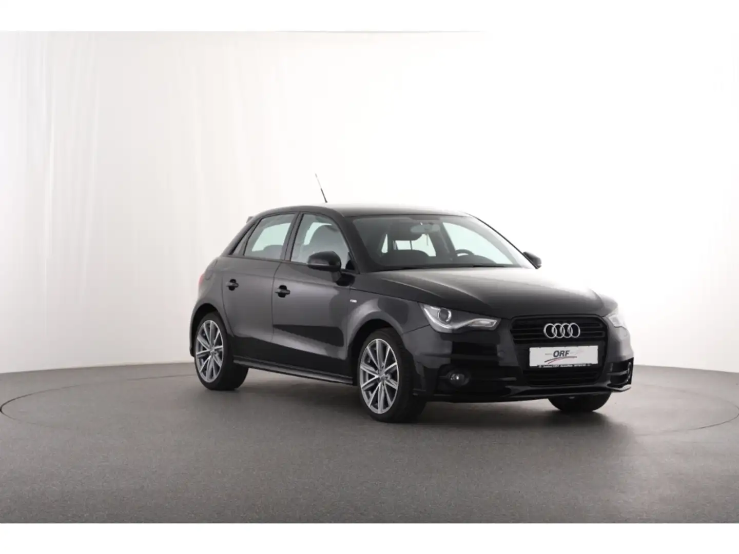 Audi A1 Sportback 1.2 TFSI Attraction S line XENON SITZHZG Negro - 2