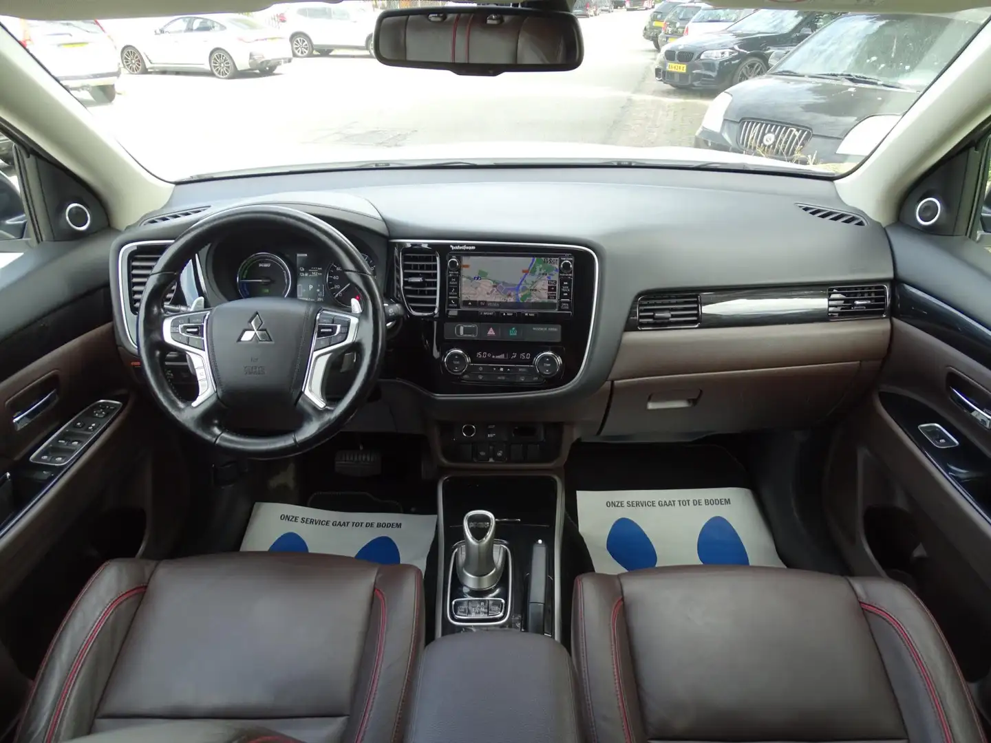 Mitsubishi Outlander 2.0 PHEV instyle - BUMPER PAKKET - UNIEK - STUUR / Wit - 2