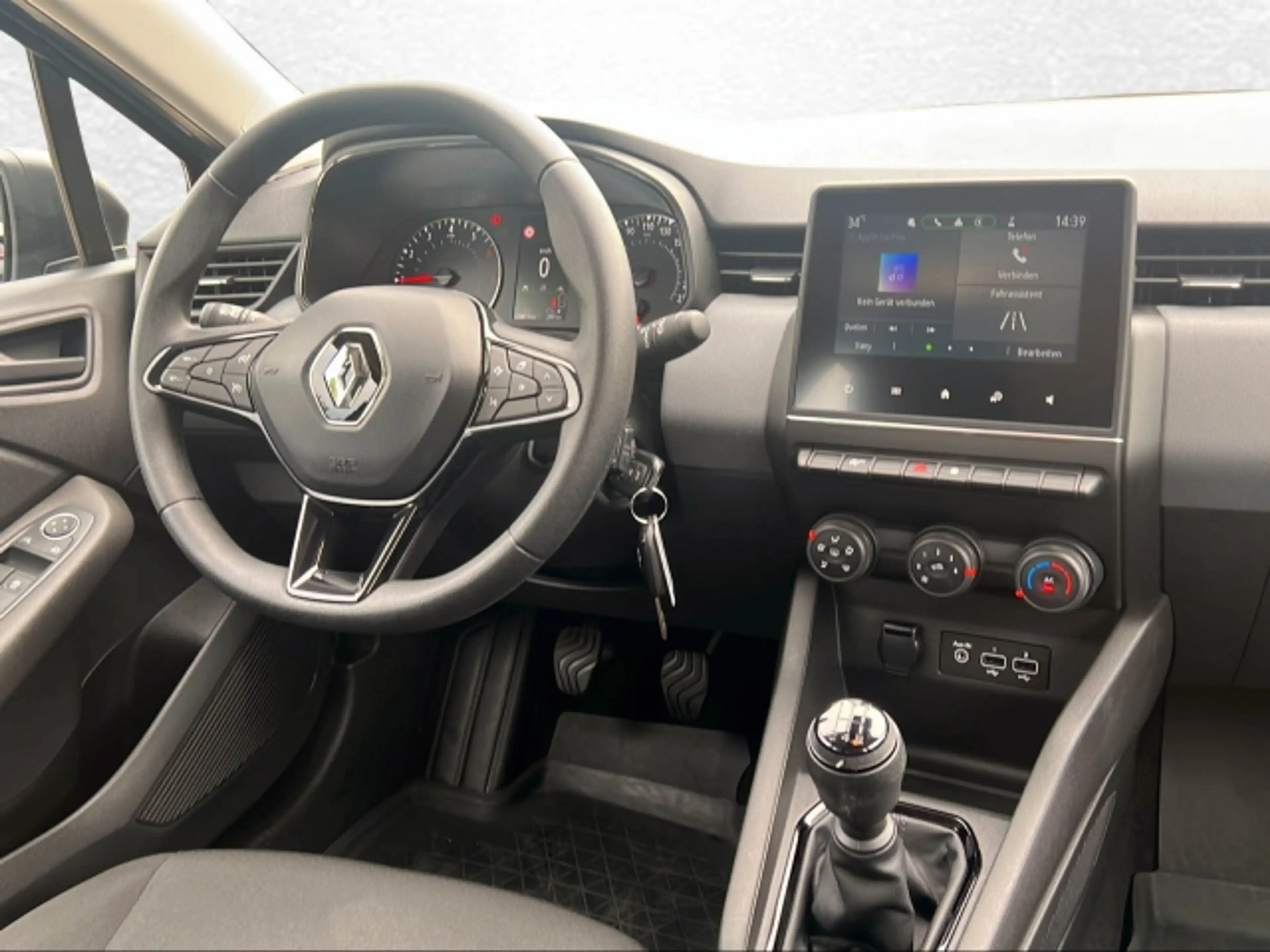 Renault Clio Life SCe 65 — photo 11