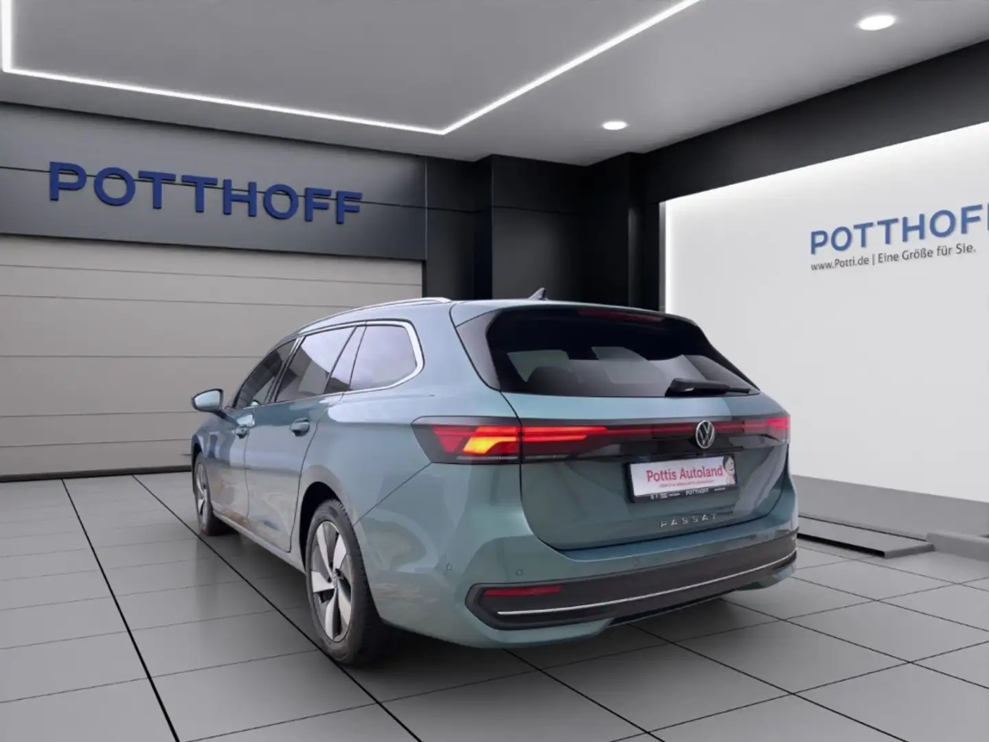 Volkswagen Passat Variant 2.0 TDI DSG BUSINESS AHK NAVI ACC KAMERA LED Grün - 2
