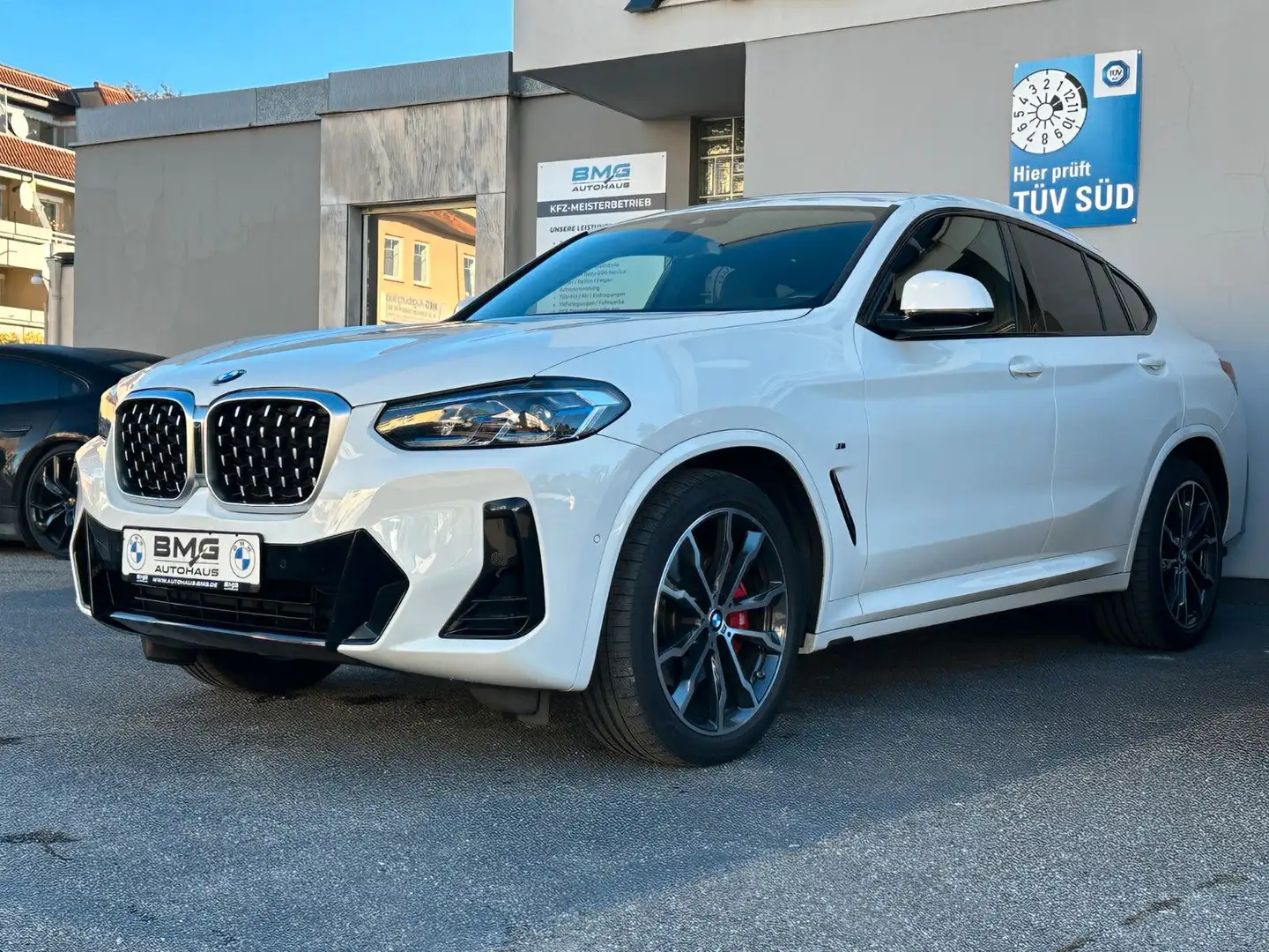 BMW X4 xDrive 20d M Sport Laser Pano LCProf HUD Weiß - 1