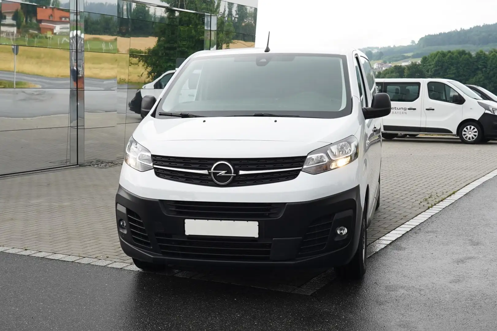 Opel VIVARO C Edition L 2.0 DIESEL 144 PS NAVI Weiß - 1