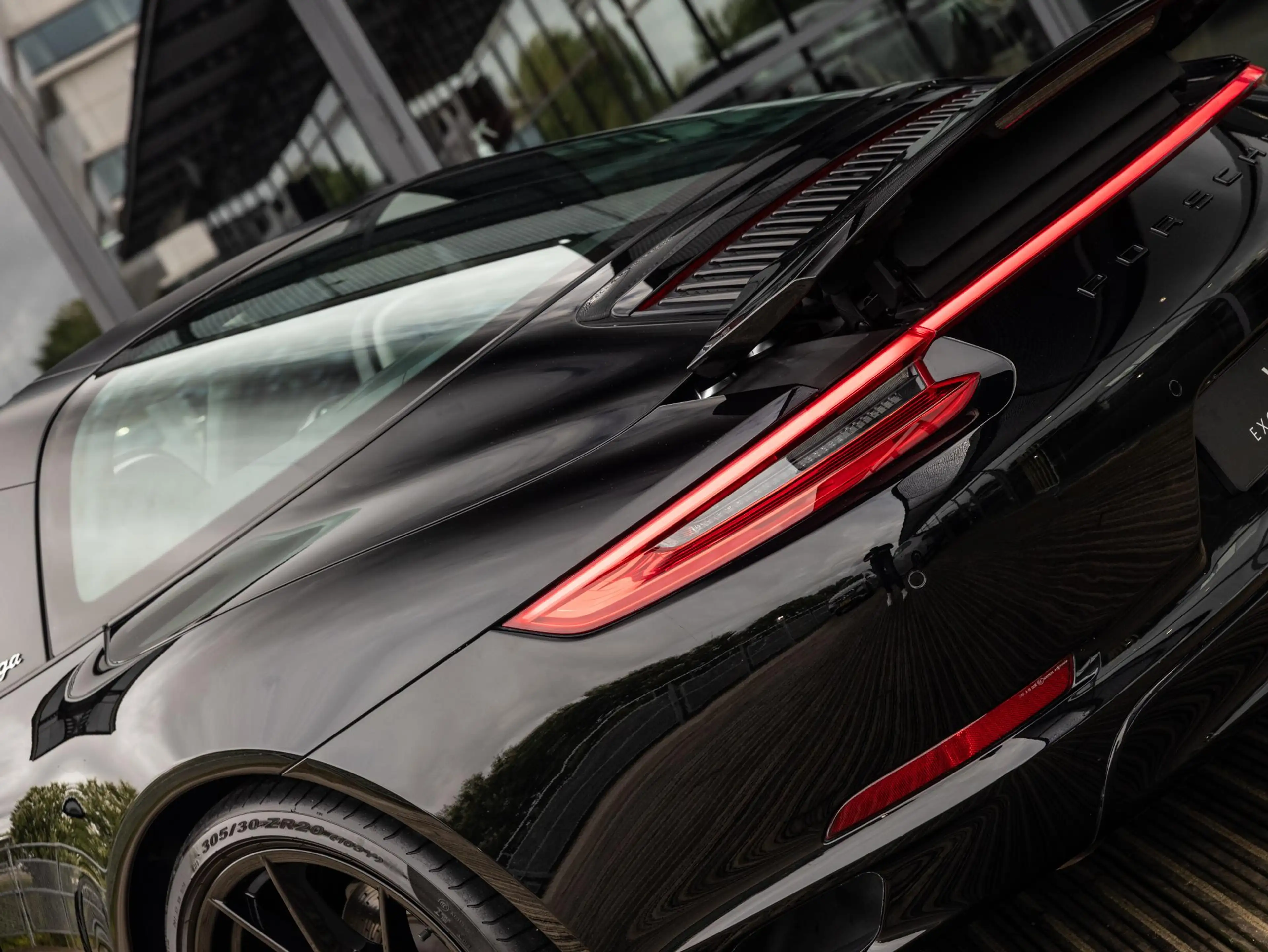 Porsche 991 3.0 Targa 4 — photo 12