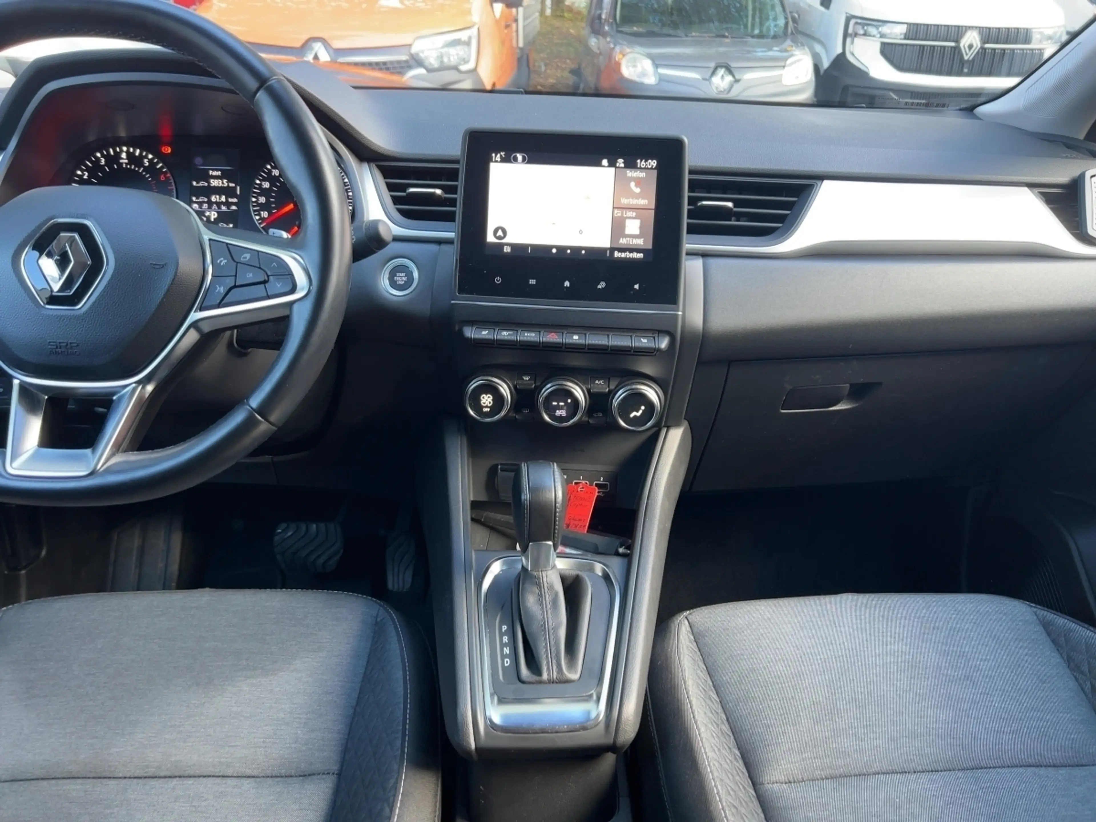Renault Captur ZEN TCe 140 EDC Apple CarPlay SHZ KLIMA BT — photo 12