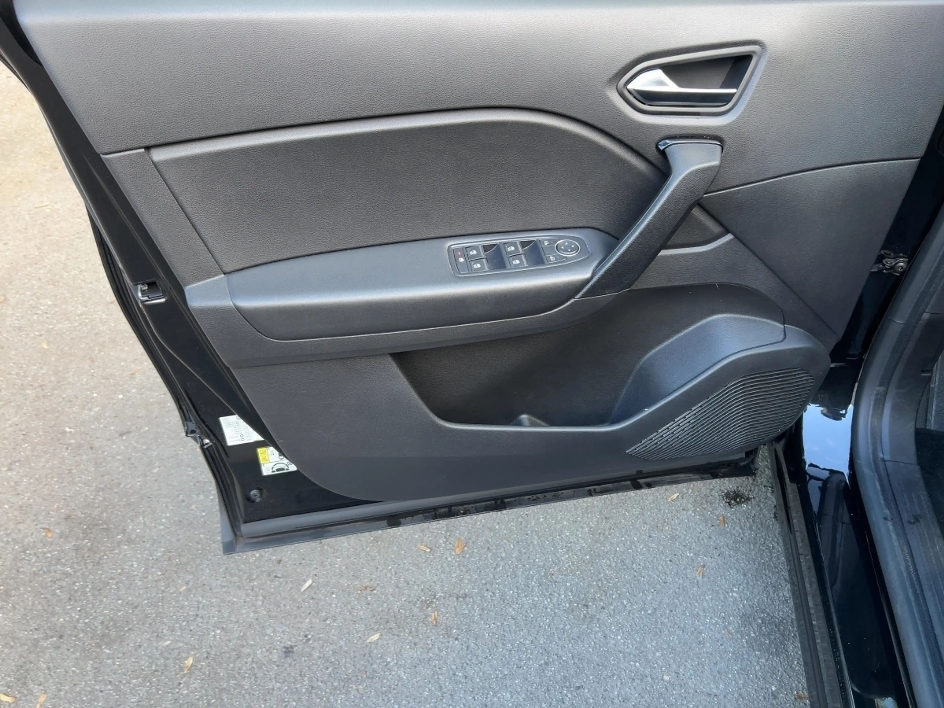 Renault Captur ZEN TCe 140 EDC Apple CarPlay SHZ KLIMA BT — photo 18