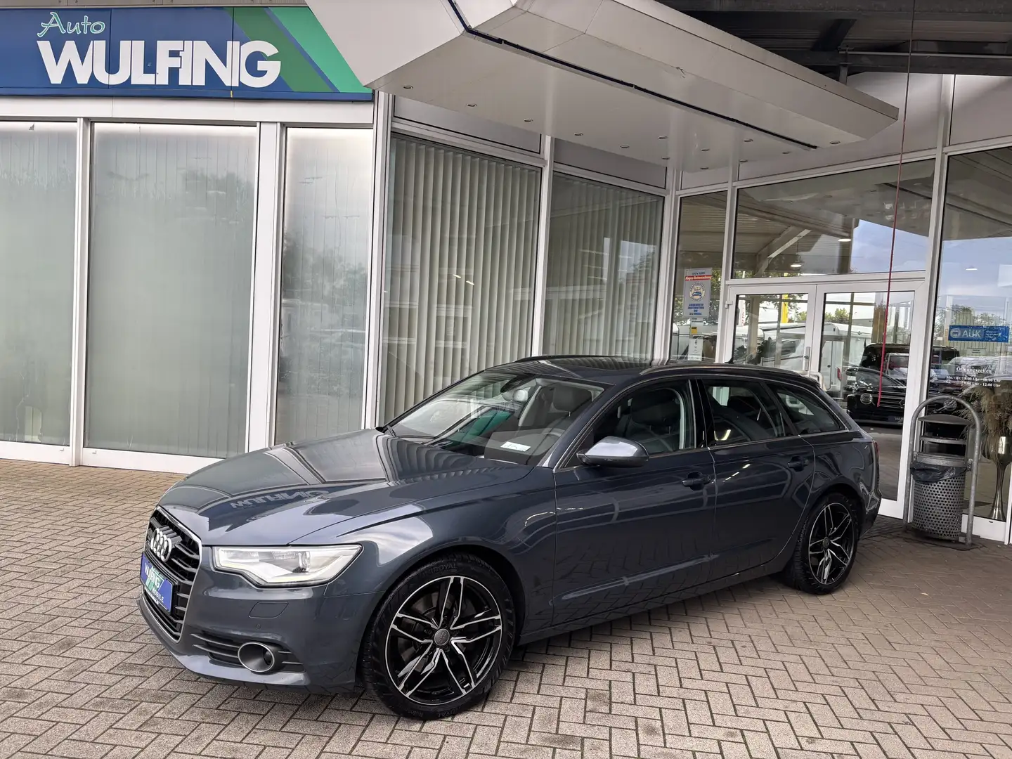 Audi A6 Avant 3.0 TDI quattro ACC XENON TOTW AHK PDC Bleu - 1
