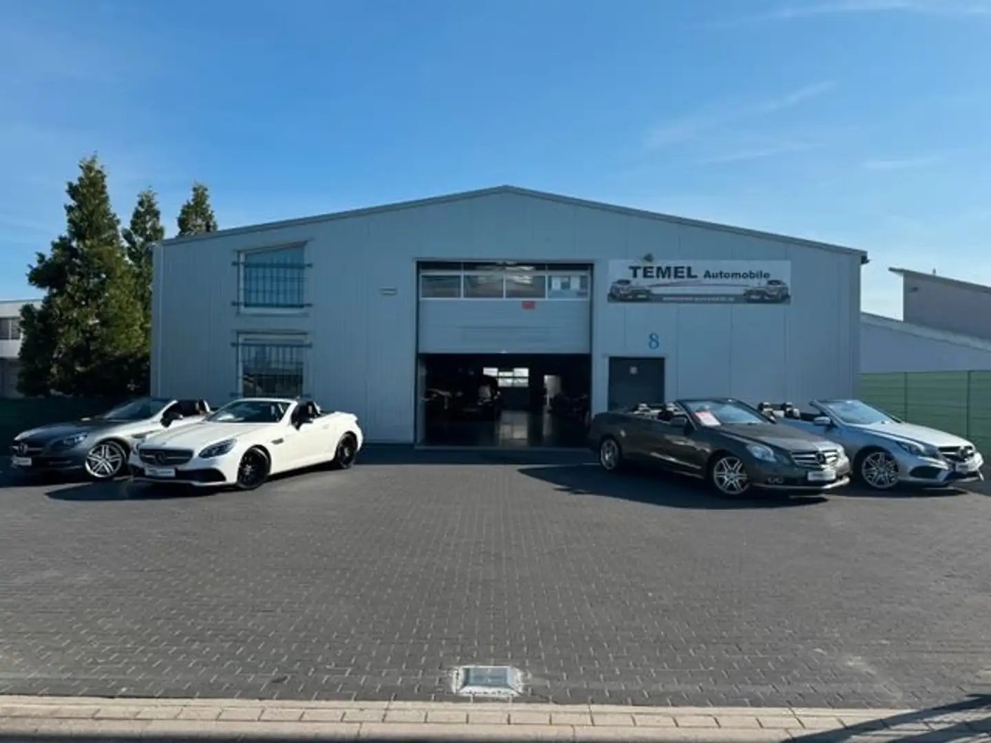 Mercedes-Benz E 250 E 250 CDI AMG 18 AUTOMATIK NAVI KEYLESS AHK Gris - 1