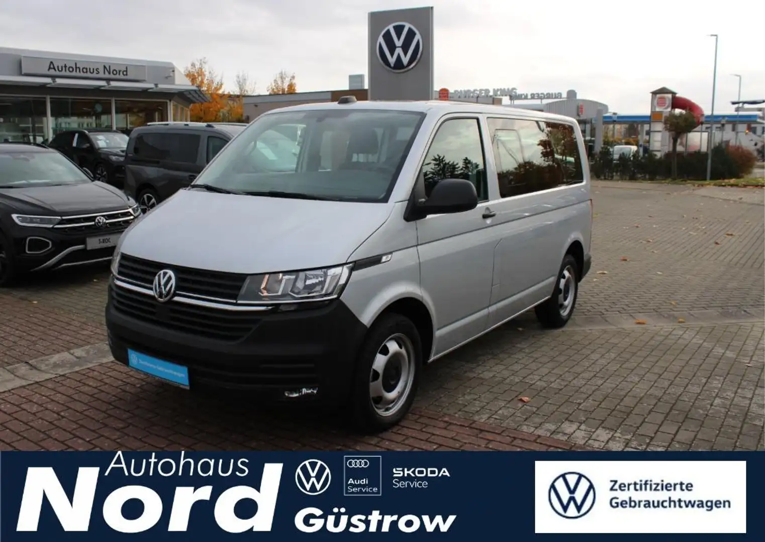 Volkswagen T6.1 Transporter Kombi 2.0 TDI DSG RFK 8-Sitzer Argent - 1