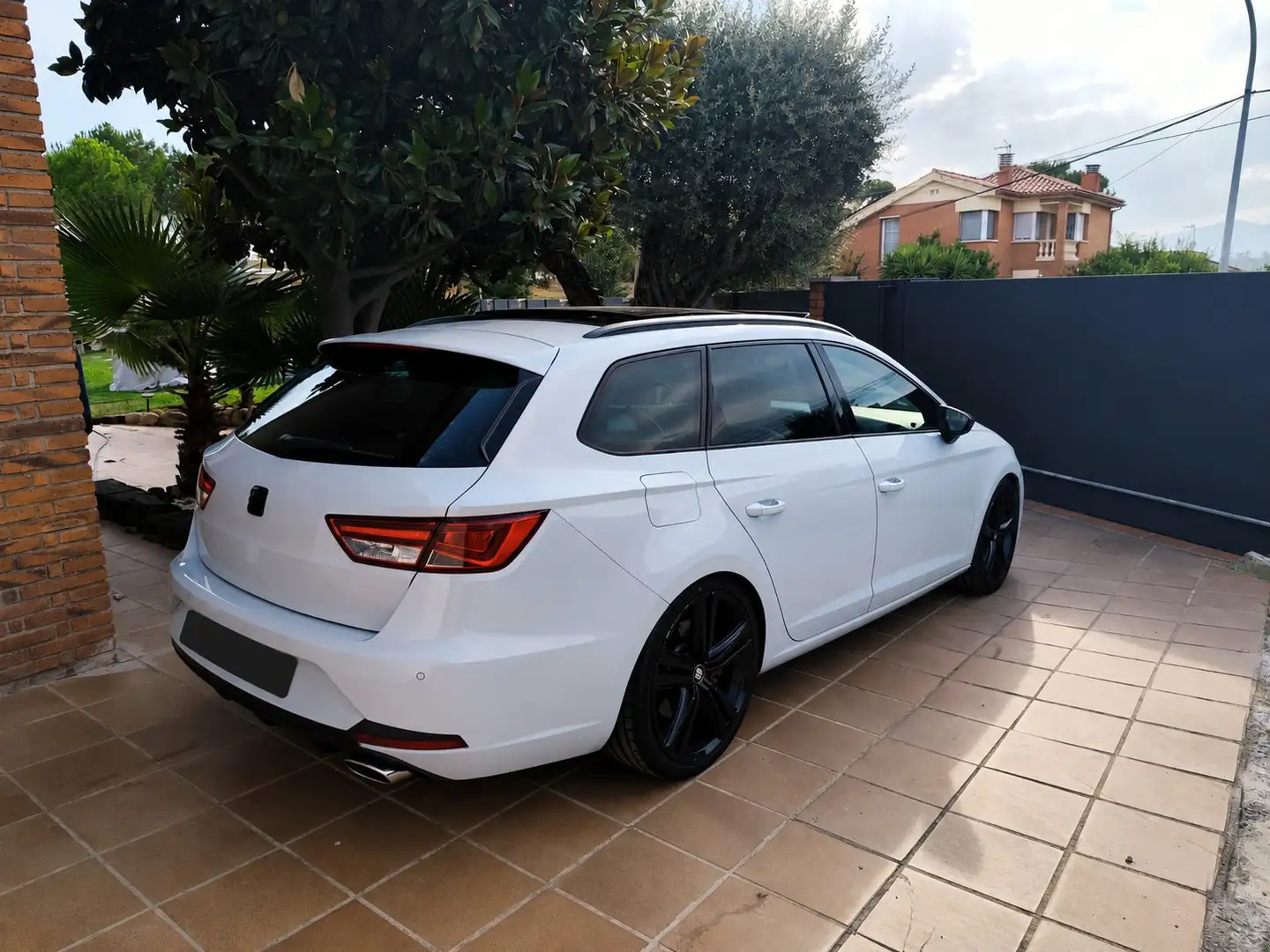 SEAT Leon León ST 2.0 TSI S&S Cupra DSG6 280 - 2