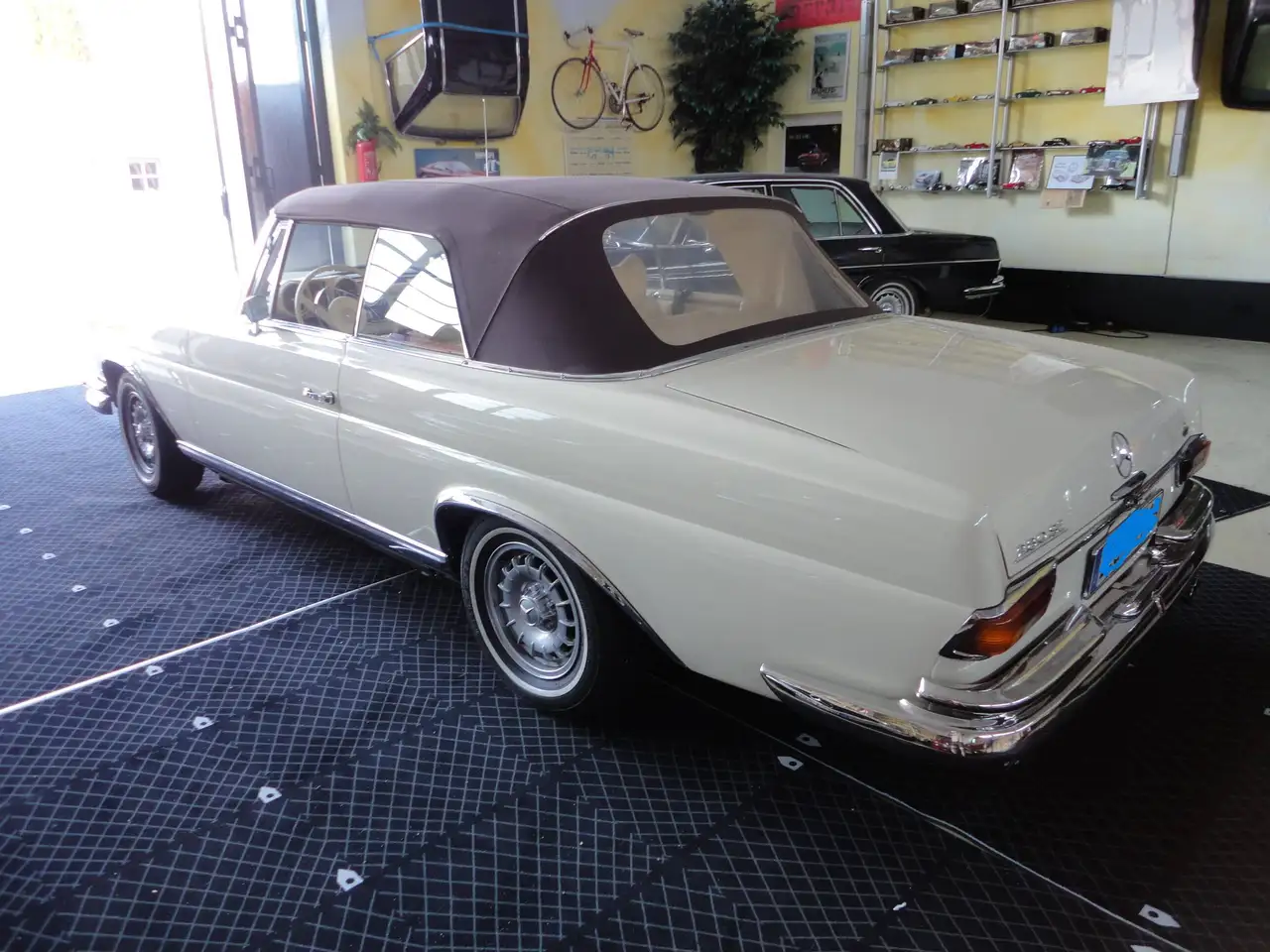 Mercedes-Benz 280 SE Cabrio, foto 6