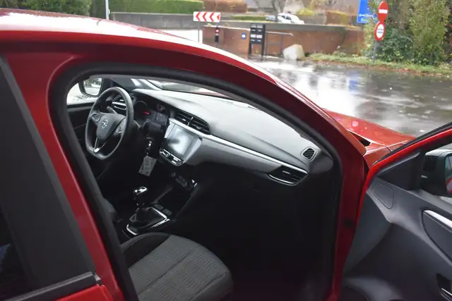 Opel Corsa view 12