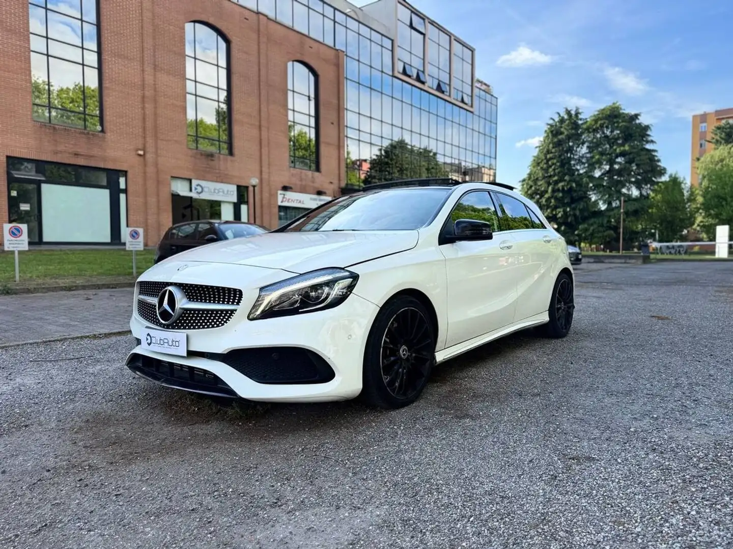 Mercedes-Benz A 220 220 d Premium 177cv auto my16 Bianco - 1
