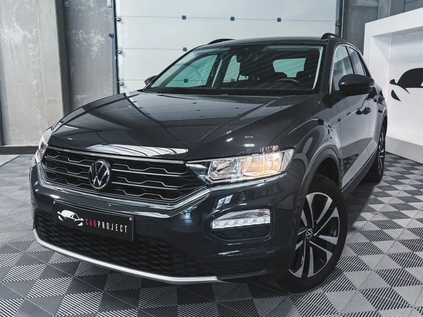 Volkswagen T-Roc 1.5 TSI ACT UNITED OPF DSG, Car-PLay, Clim, Camera Grijs - 1
