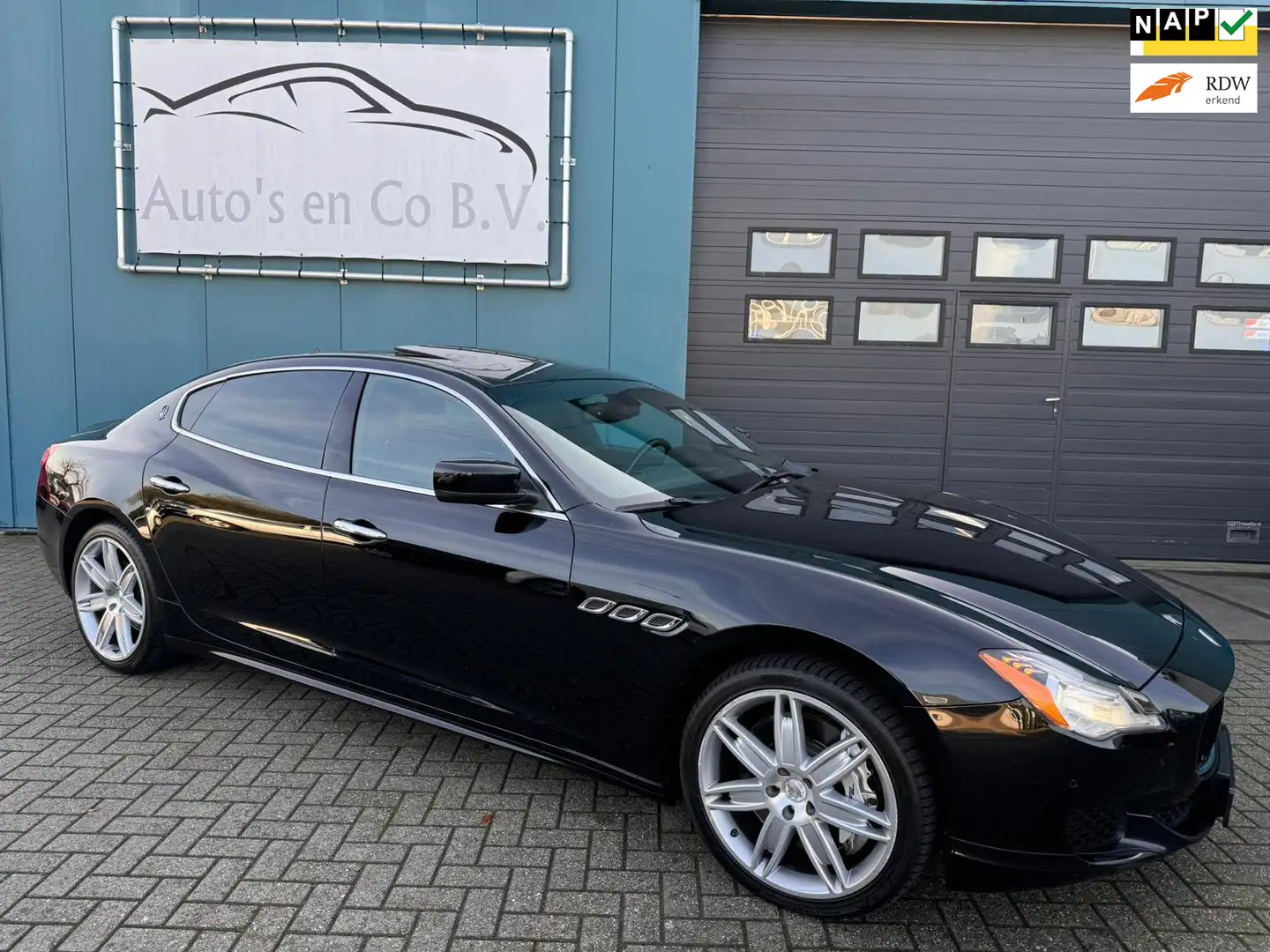 Maserati Quattroporte 3.8 V8 GTS Leder Clima Bi-Xenon Elec dak Navi 20"L Zwart - 1