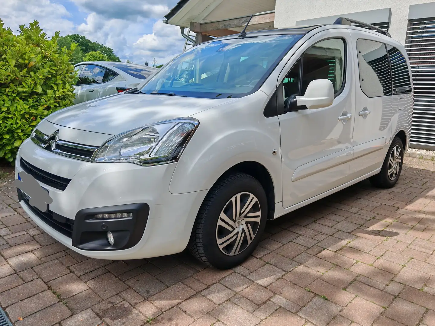 Citroen Berlingo Berlingo Multispace BlueHDi 100 S Weiß - 2