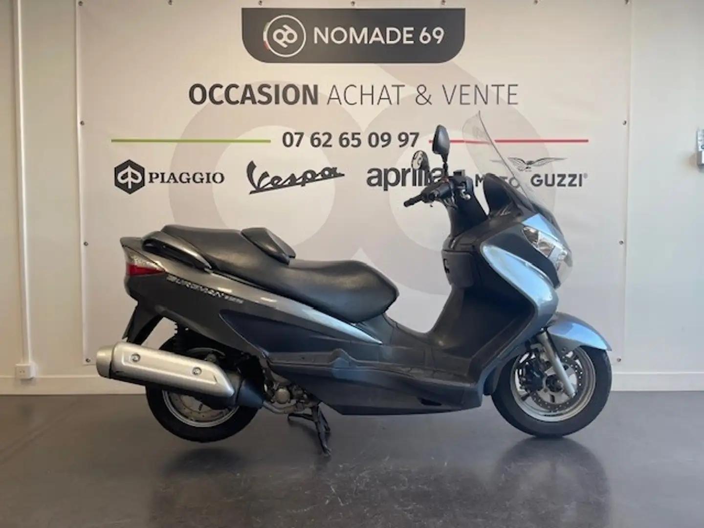 Suzuki Gris - 1