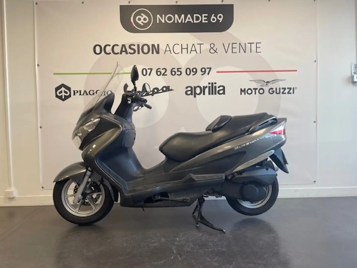 Suzuki Gris - 2