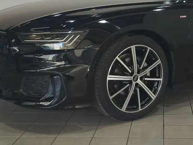 Audi A6 view 6