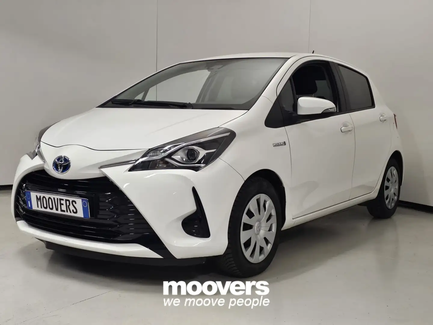 Toyota Yaris 1.5 Hybrid 5 porte Active Grau - 1