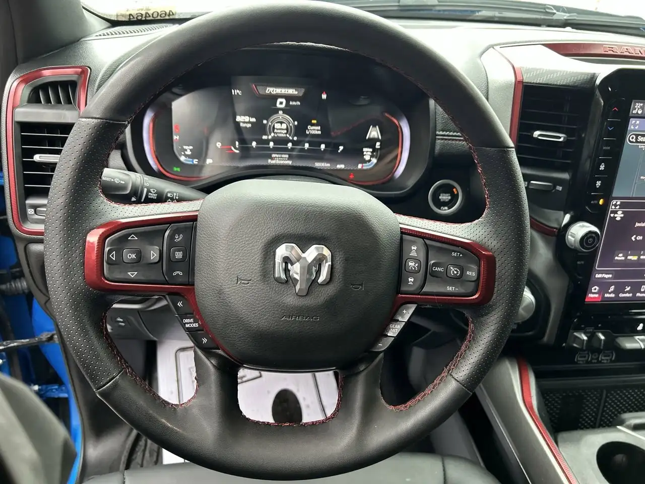 RAM 1500 снимка RAM 1500